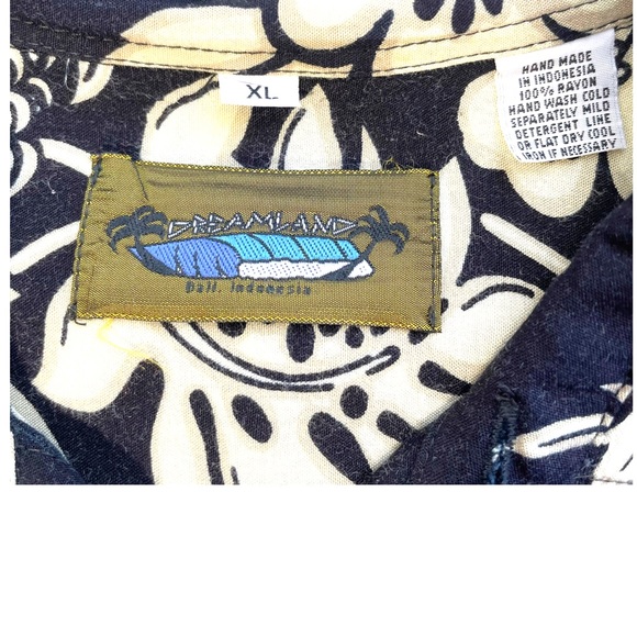 Dreamland 100% Rayon Short Sleeve Button Down Aloha Shirt in Black & Tan Size XL - Picture 10 of 10